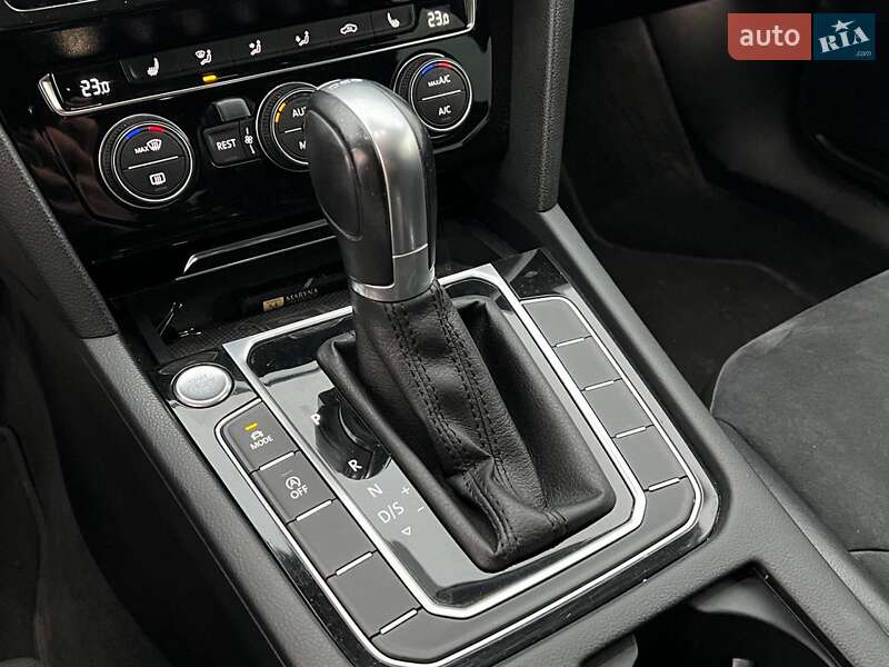 Лифтбек Volkswagen Arteon 2018 в Львове