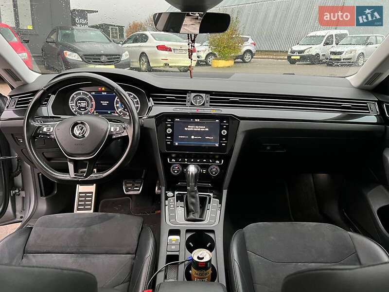 Лифтбек Volkswagen Arteon 2018 в Львове