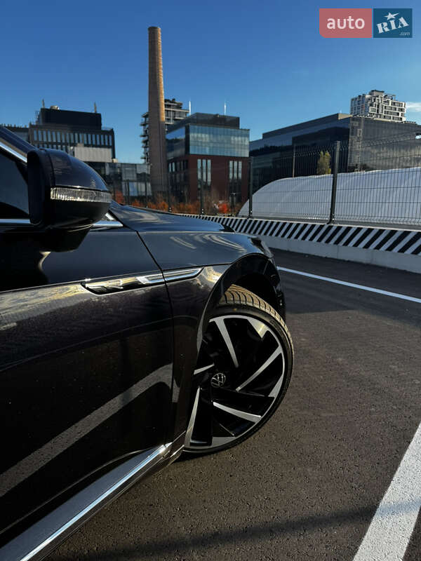 Лифтбек Volkswagen Arteon 2020 в Киеве