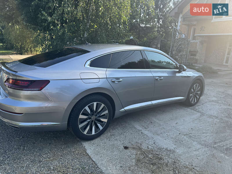 Ліфтбек Volkswagen Arteon 2020 в Ужгороді