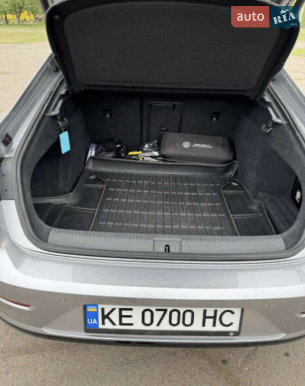 Лифтбек Volkswagen Arteon 2018 в Кривом Роге фото 16 Лифтбек Volkswagen Arteon 2018 в Кривом Роге