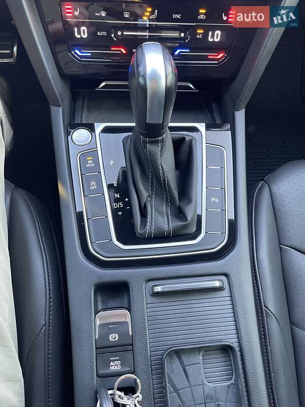 Лифтбек Volkswagen Arteon 2022 в Тернополе