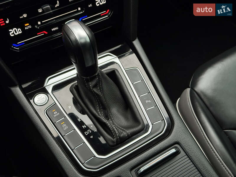 Лифтбек Volkswagen Arteon 2020 в Киеве фото 23 Лифтбек Volkswagen Arteon 2020 в Киеве