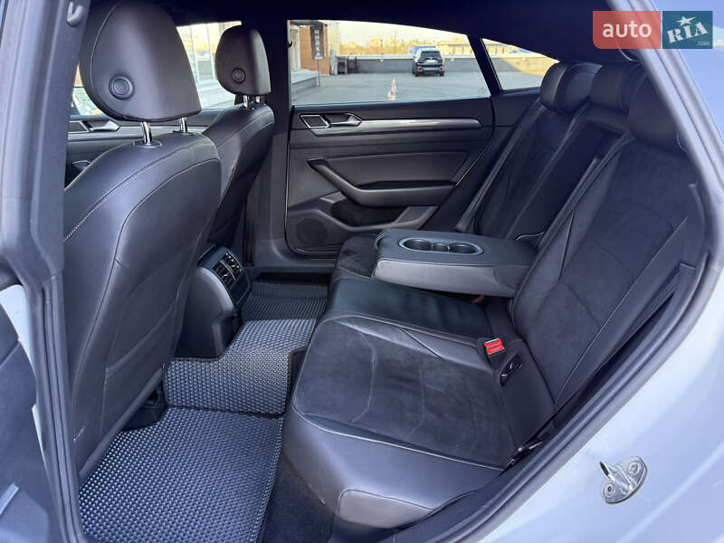 Лифтбек Volkswagen Arteon 2019 в Киеве