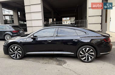 Лифтбек Volkswagen Arteon 2017 в Киеве