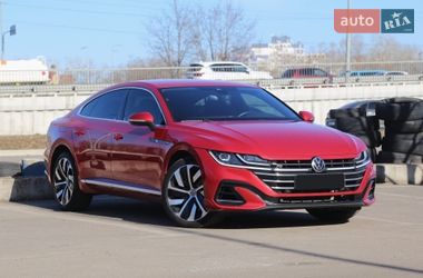 Ліфтбек Volkswagen Arteon 2021 в Києві