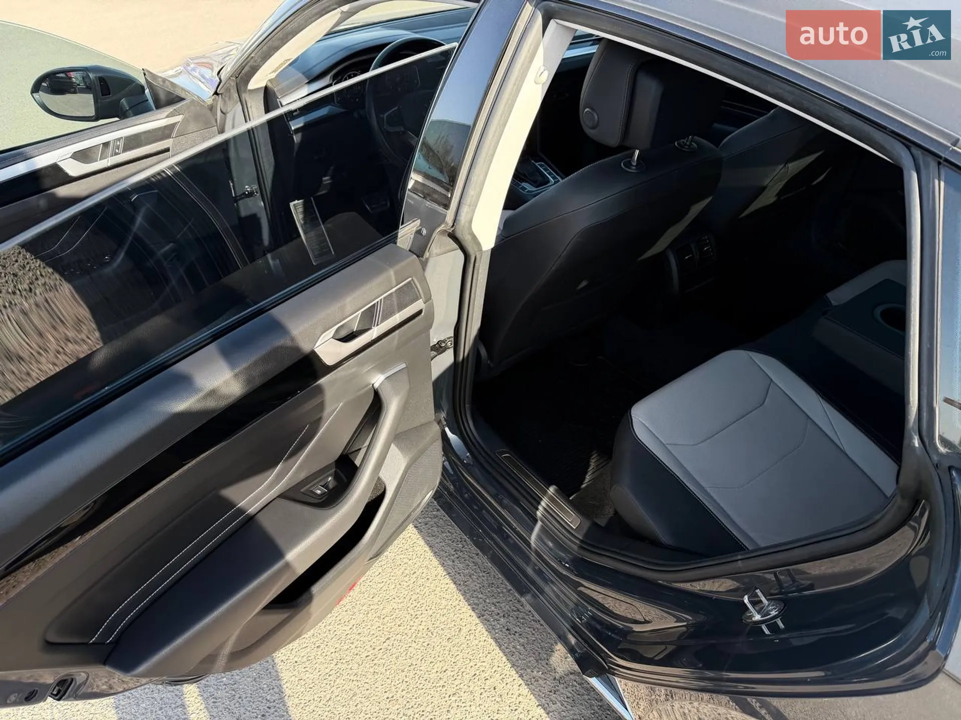 2020 Volkswagen Arteon - мініатюра 32