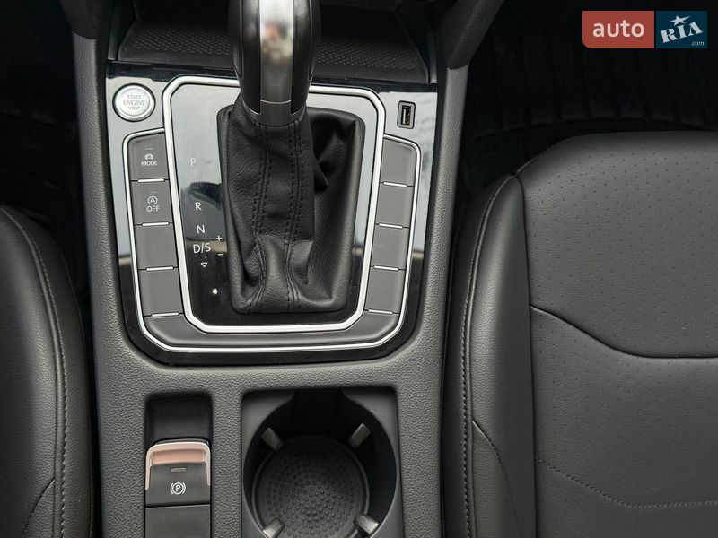 Лифтбек Volkswagen Arteon 2019 в Чернигове