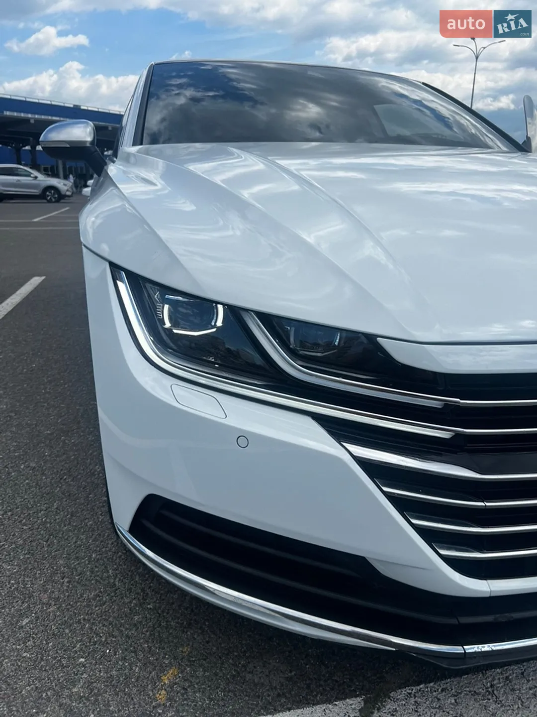 Volkswagen Arteon 2018 VIN WVWZZZ3HZJE512009 фото оголошення 7 з 27