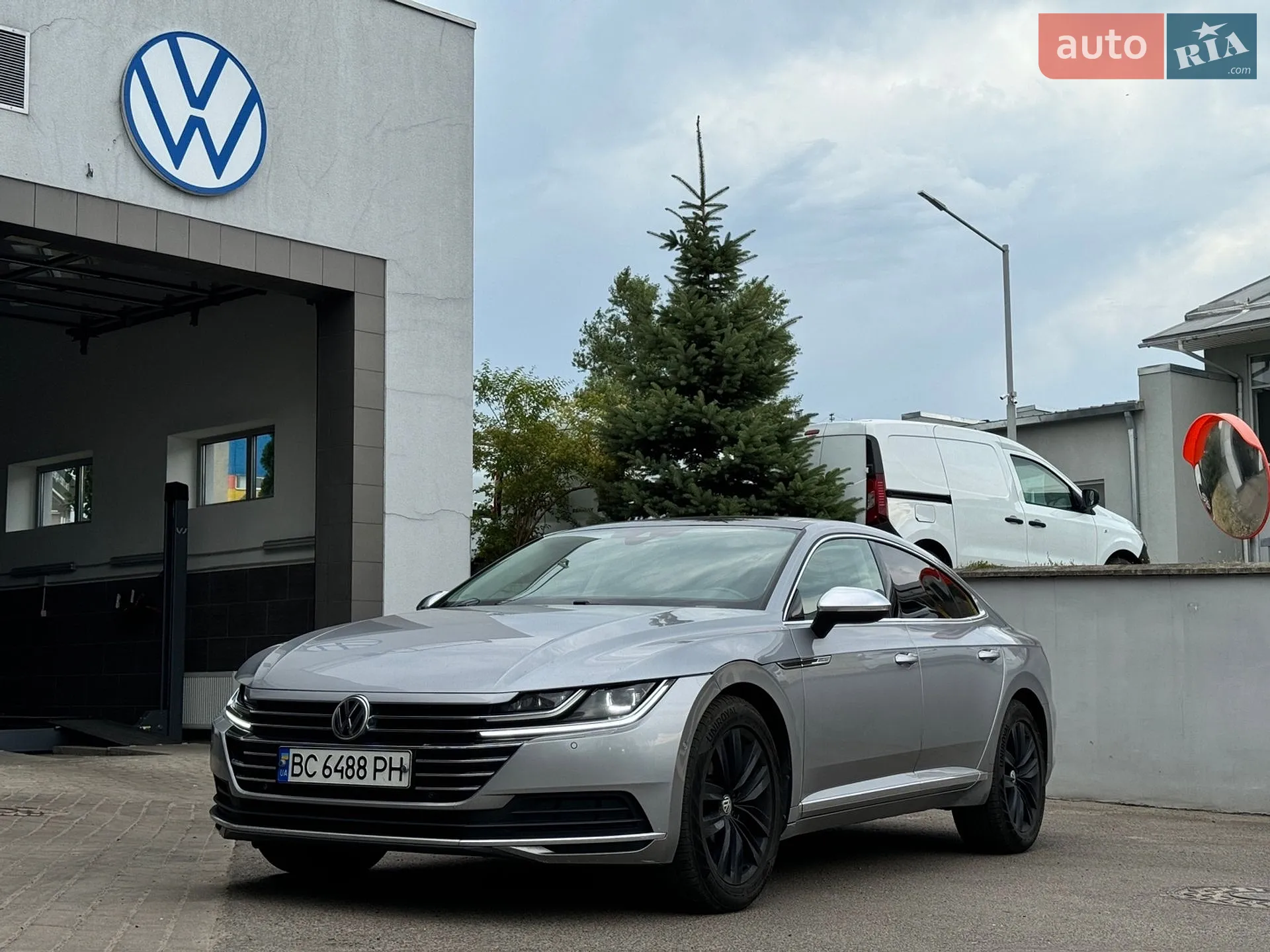 2019 Volkswagen Arteon - фото 1