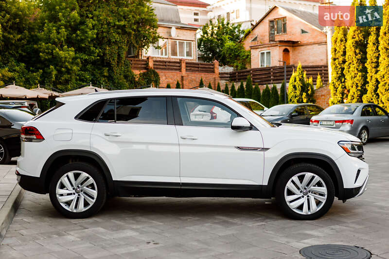 Позашляховик / Кросовер Volkswagen Atlas Cross Sport 2021 в Луцьку
