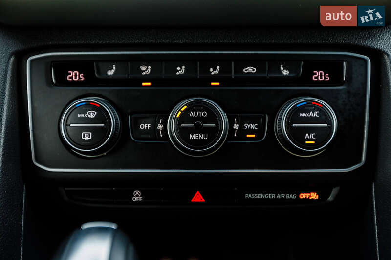 Позашляховик / Кросовер Volkswagen Atlas Cross Sport 2021 в Луцьку