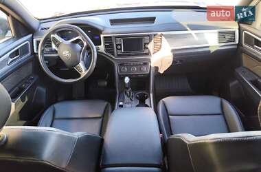 Позашляховик / Кросовер Volkswagen Atlas Cross Sport 2023 в 