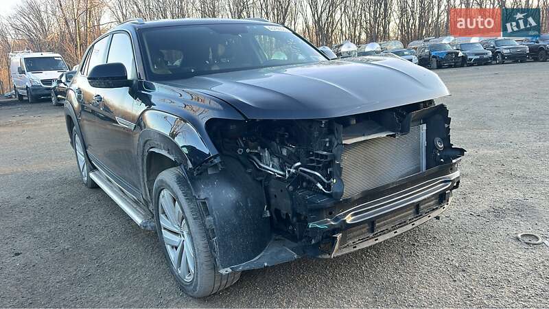 Позашляховик / Кросовер Volkswagen Atlas Cross Sport 2020 в 