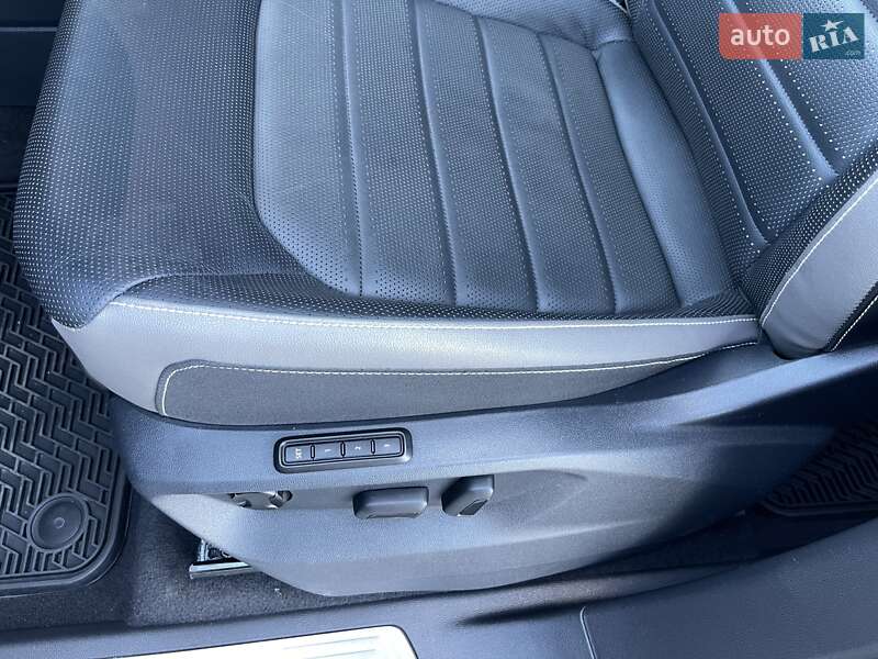 Внедорожник / Кроссовер Volkswagen Atlas Cross Sport 2021 в Харькове
