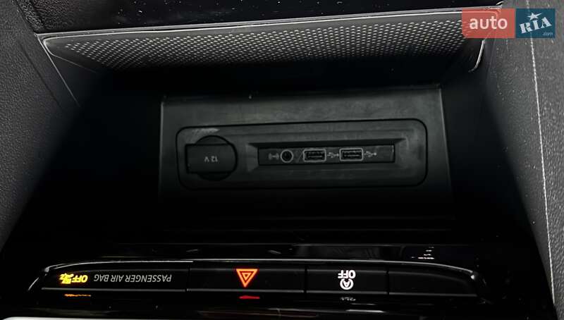 Внедорожник / Кроссовер Volkswagen Atlas Cross Sport 2020 в Киеве