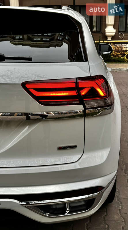 Внедорожник / Кроссовер Volkswagen Atlas Cross Sport 2020 в Киеве фото 42 Внедорожник / Кроссовер Volkswagen Atlas Cross Sport 2020 в Киеве