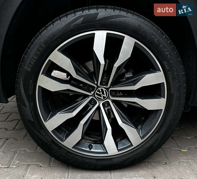 Внедорожник / Кроссовер Volkswagen Atlas Cross Sport 2020 в Киеве фото 52 Внедорожник / Кроссовер Volkswagen Atlas Cross Sport 2020 в Киеве