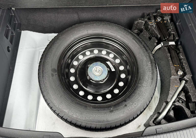 Внедорожник / Кроссовер Volkswagen Atlas Cross Sport 2020 в Киеве фото 59 Внедорожник / Кроссовер Volkswagen Atlas Cross Sport 2020 в Киеве