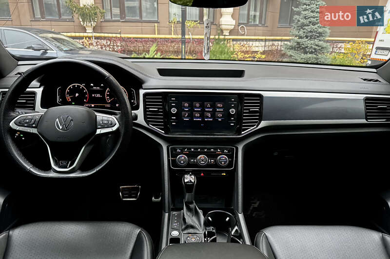 Внедорожник / Кроссовер Volkswagen Atlas Cross Sport 2020 в Киеве фото 88 Внедорожник / Кроссовер Volkswagen Atlas Cross Sport 2020 в Киеве