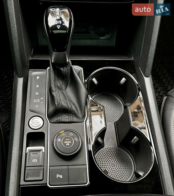 Внедорожник / Кроссовер Volkswagen Atlas Cross Sport 2020 в Киеве фото 151 Внедорожник / Кроссовер Volkswagen Atlas Cross Sport 2020 в Киеве