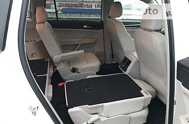 Позашляховик / Кросовер Volkswagen Atlas 2017 в 