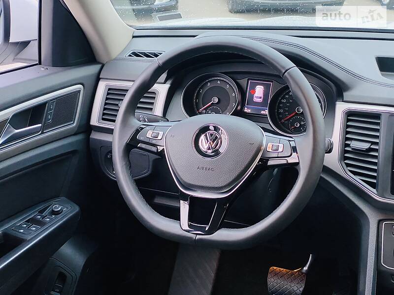 Позашляховик / Кросовер Volkswagen Atlas 2019 в Харкові