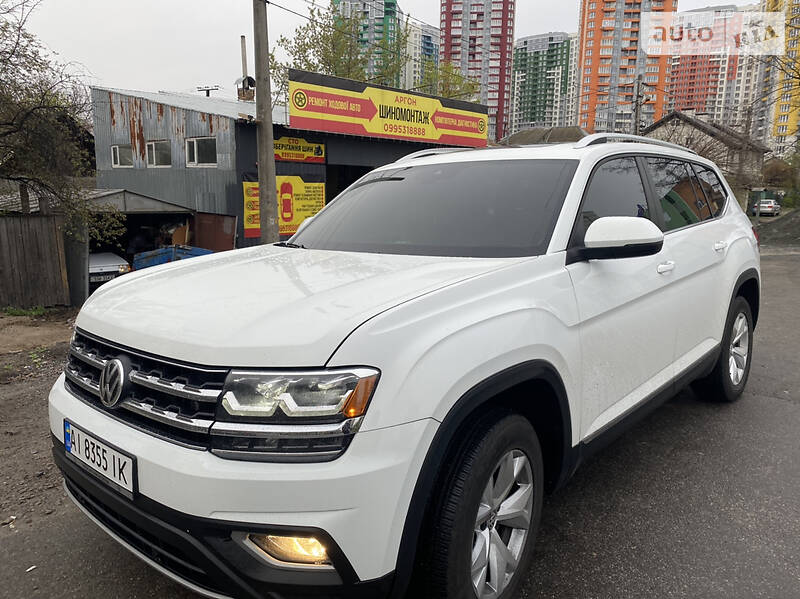 Позашляховик / Кросовер Volkswagen Atlas 2017 в Одесі