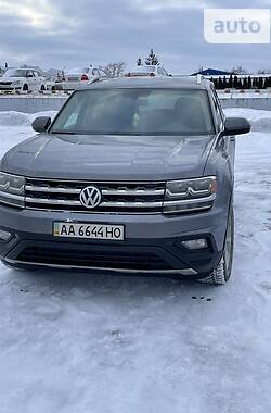 Позашляховик / Кросовер Volkswagen Atlas 2018 в Києві