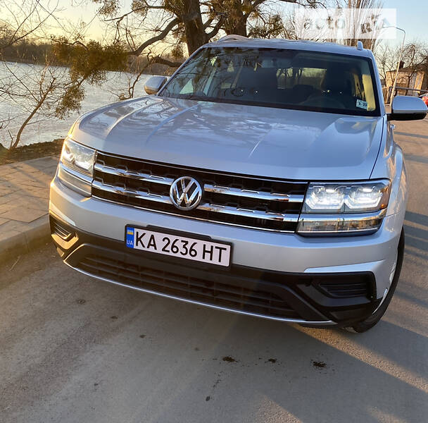 Внедорожник / Кроссовер Volkswagen Atlas 2017 в Киеве фото 3 Внедорожник / Кроссовер Volkswagen Atlas 2017 в Киеве