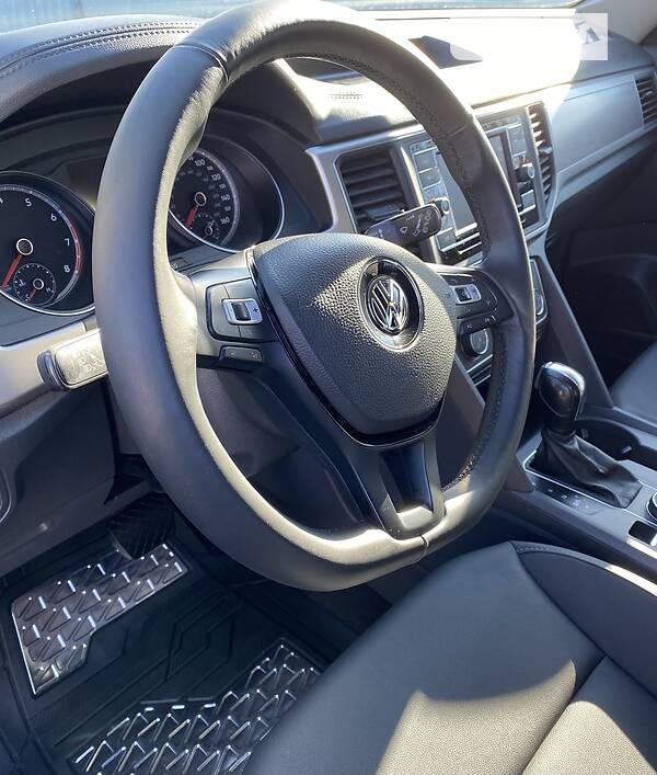 Внедорожник / Кроссовер Volkswagen Atlas 2017 в Киеве фото 13 Внедорожник / Кроссовер Volkswagen Atlas 2017 в Киеве