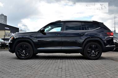 Позашляховик / Кросовер Volkswagen Atlas 2019 в 