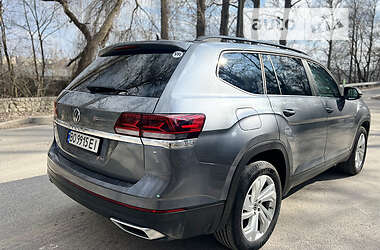Позашляховик / Кросовер Volkswagen Atlas 2021 в 