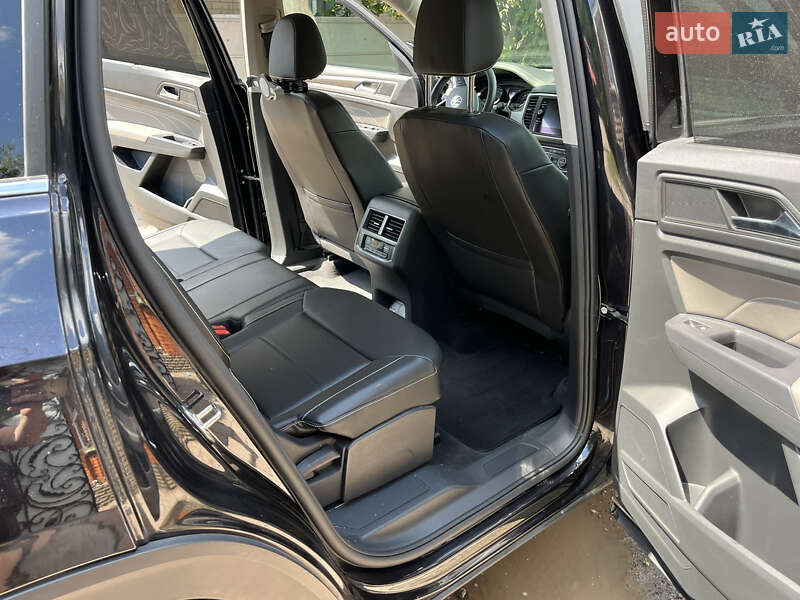 Внедорожник / Кроссовер Volkswagen Atlas 2021 в Кривом Роге