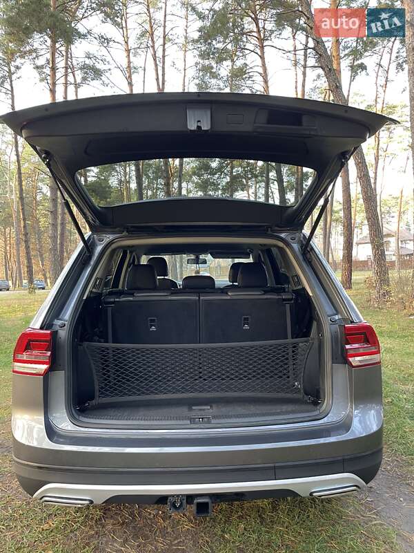 Внедорожник / Кроссовер Volkswagen Atlas 2018 в Житомире