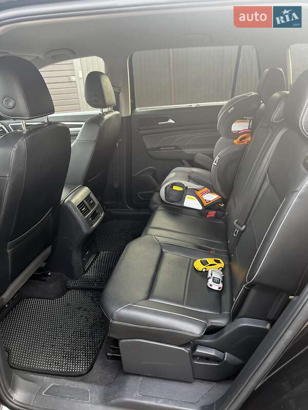 Внедорожник / Кроссовер Volkswagen Atlas 2021 в Киеве фото 11 Внедорожник / Кроссовер Volkswagen Atlas 2021 в Киеве