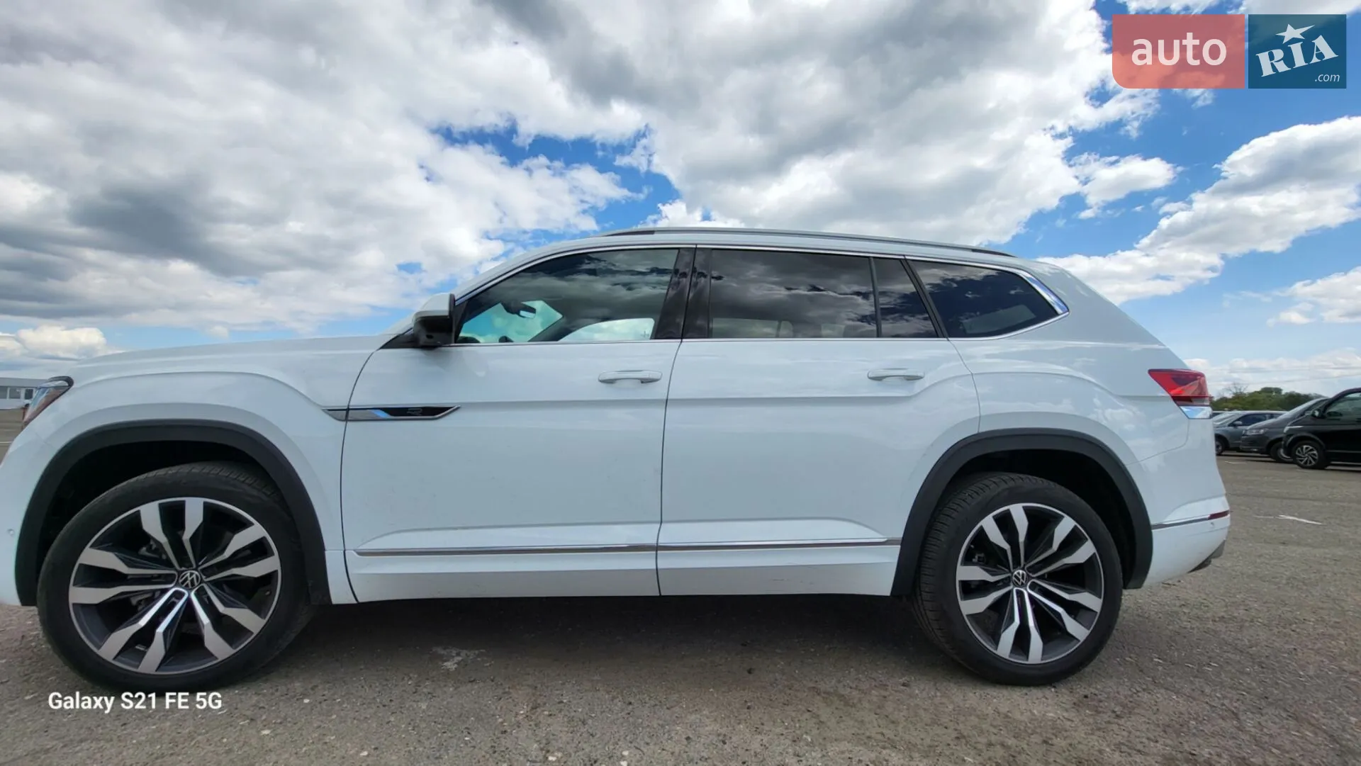 2021 Volkswagen Atlas - фото 1