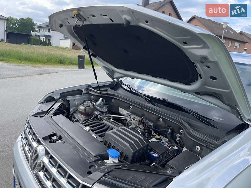 Внедорожник / Кроссовер Volkswagen Atlas 2019 в Киеве