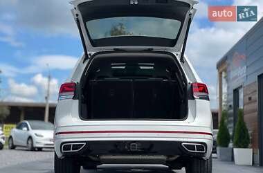 Внедорожник / Кроссовер Volkswagen Atlas 2021 в 
