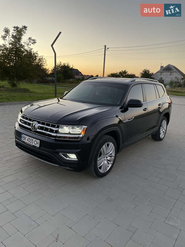 Внедорожник / Кроссовер Volkswagen Atlas 2019 в Здолбунове