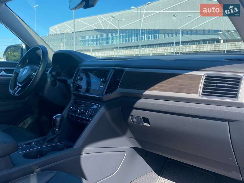 Позашляховик / Кросовер Volkswagen Atlas 2019 в Львові фото 18 Позашляховик / Кросовер Volkswagen Atlas 2019 в Львові