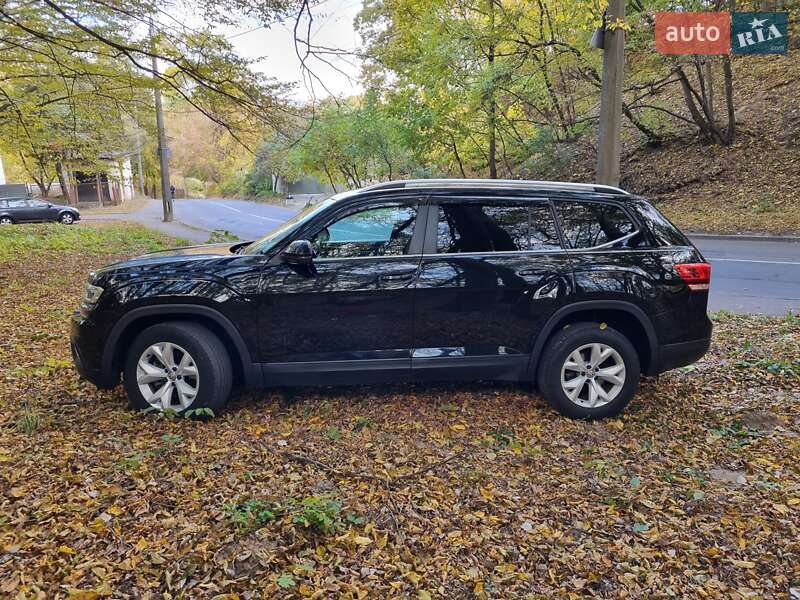 Внедорожник / Кроссовер Volkswagen Atlas 2017 в Киеве