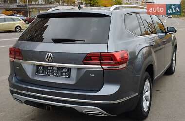 Позашляховик / Кросовер Volkswagen Atlas 2017 в Києві