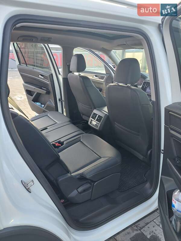 Внедорожник / Кроссовер Volkswagen Atlas 2020 в Хусте