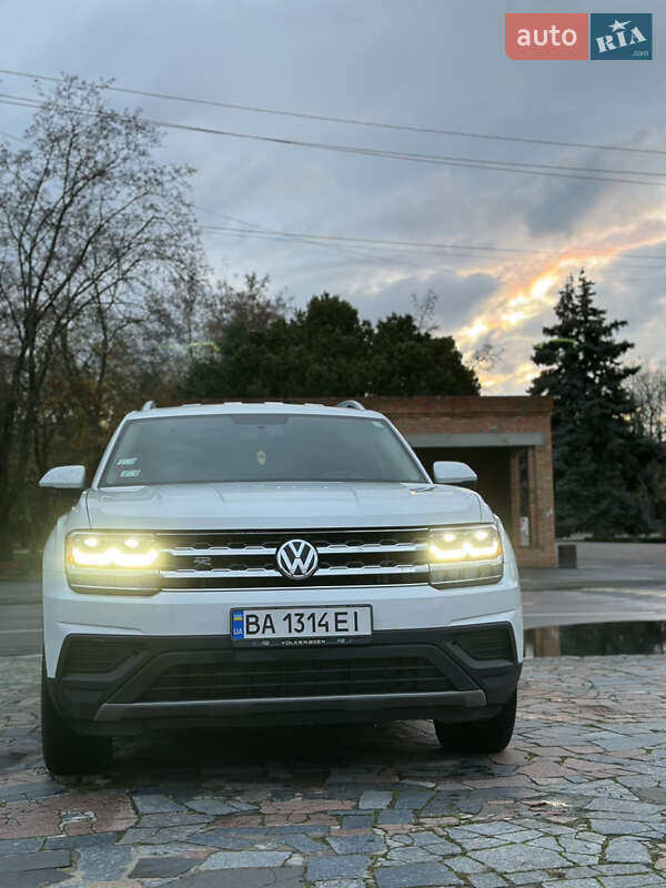 Внедорожник / Кроссовер Volkswagen Atlas 2017 в Кременчуге
