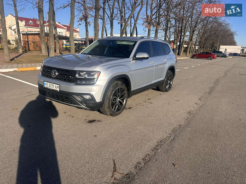 Позашляховик / Кросовер Volkswagen Atlas 2018 в Києві