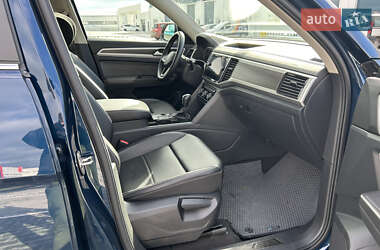 Позашляховик / Кросовер Volkswagen Atlas 2021 в 