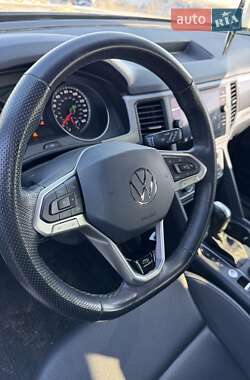 Внедорожник / Кроссовер Volkswagen Atlas 2020 в 