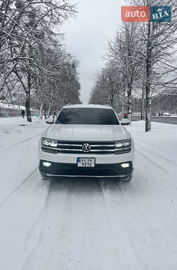 Внедорожник / Кроссовер Volkswagen Atlas 2017 в Харькове