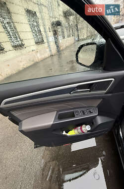 Внедорожник / Кроссовер Volkswagen Atlas 2021 в 